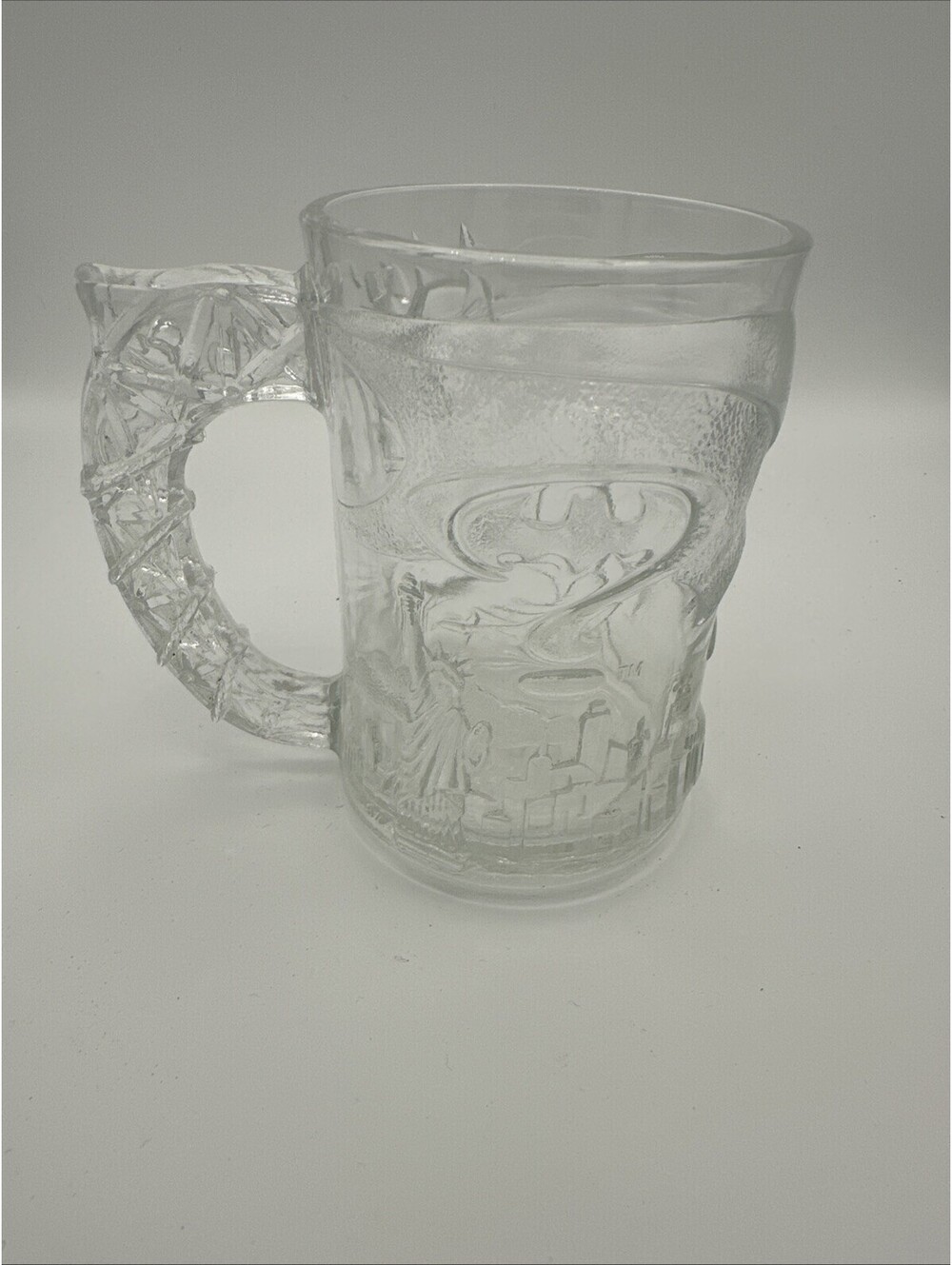 McDonald's 1995 Batman Forever Glass Mug Cup Embossed Batman~ vintage